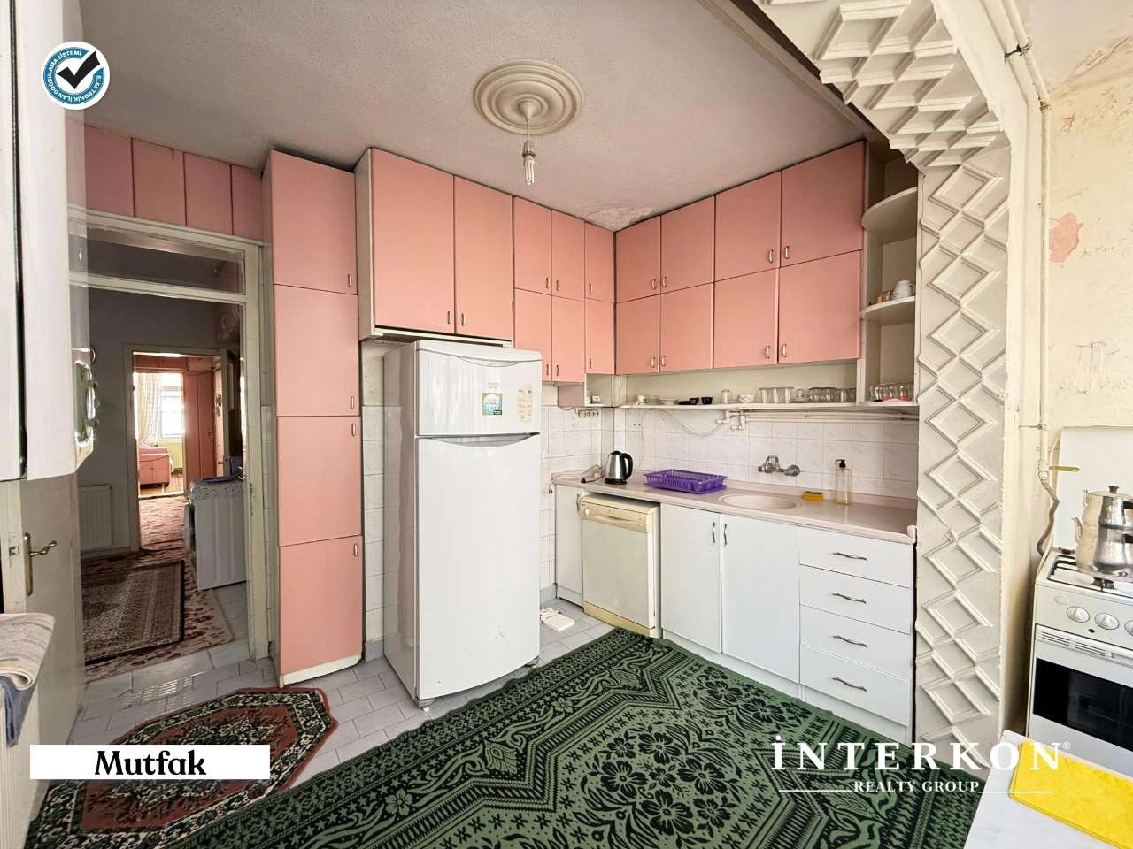 MERAM MİLLET CADDESİ ÜZERİNDE 3+1 EŞYALI KİRALIK DAİRE! 